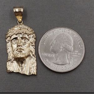 10K Solid Yellow Gold Jesus Face Charm Pendant. Men Women